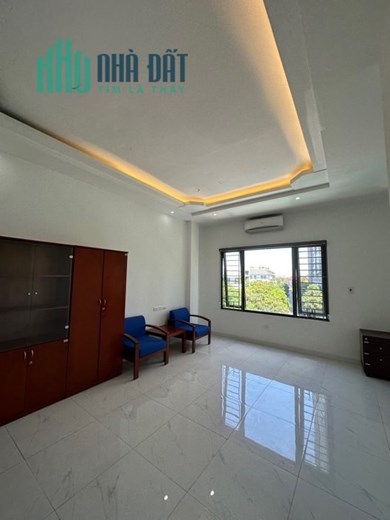 BÁN NHÀ PHÂN LÔ - Ô TÔ TRÁNH - CẦU GIẤY-KINH DOANH-105M-MT 5M-LÀM VĂN PHÒNG-Ở NGAY