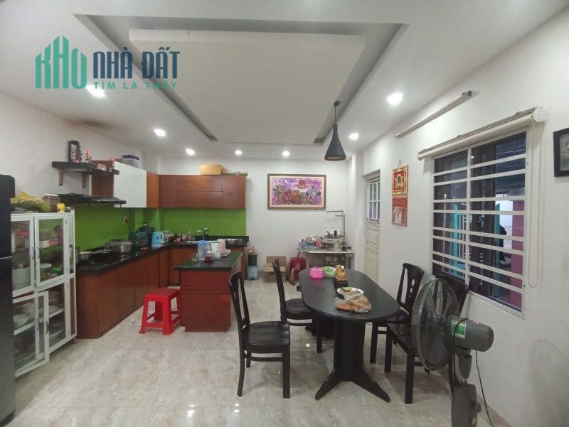Nhà Góc Kiệt nhựa Ô tô thông Nguyễn Hoàng, 60m2, 3 tầng, đẹp, KD, nhỉnh 4 tỷ