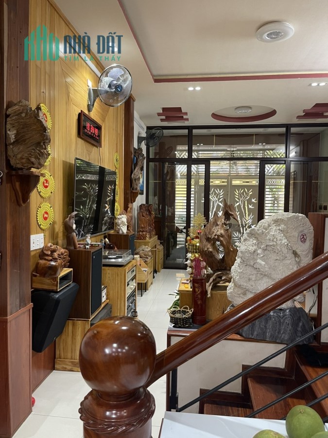 .Nhà Mặt Tiền Thanh Bình, Lê Văn Long, 65m2, 3 tầng cực chất