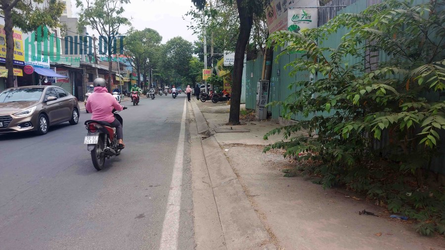 Ngộp Bank Bán Gấp Nhà Linh Đông, Thủ Đức, 140m2, N 6.8M Hẻm Xe Hơi, Chỉ 6 Tỷ Nhỉnh, Tiềm Năng X2