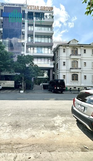 Bán Building 8 tầng MT Tạ Hiện, sát UBND TP. Thủ Đức. Chủ ngộp nặng, giá TL sâu