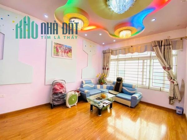 BÁN GẤP NHÀ ĐẸP CẦU GIẤY, DÂY XÂY, 2 THOÁNG, ÔTÔ ĐỖ GẦN, 45M2 CHỈ HƠN 4TỶ