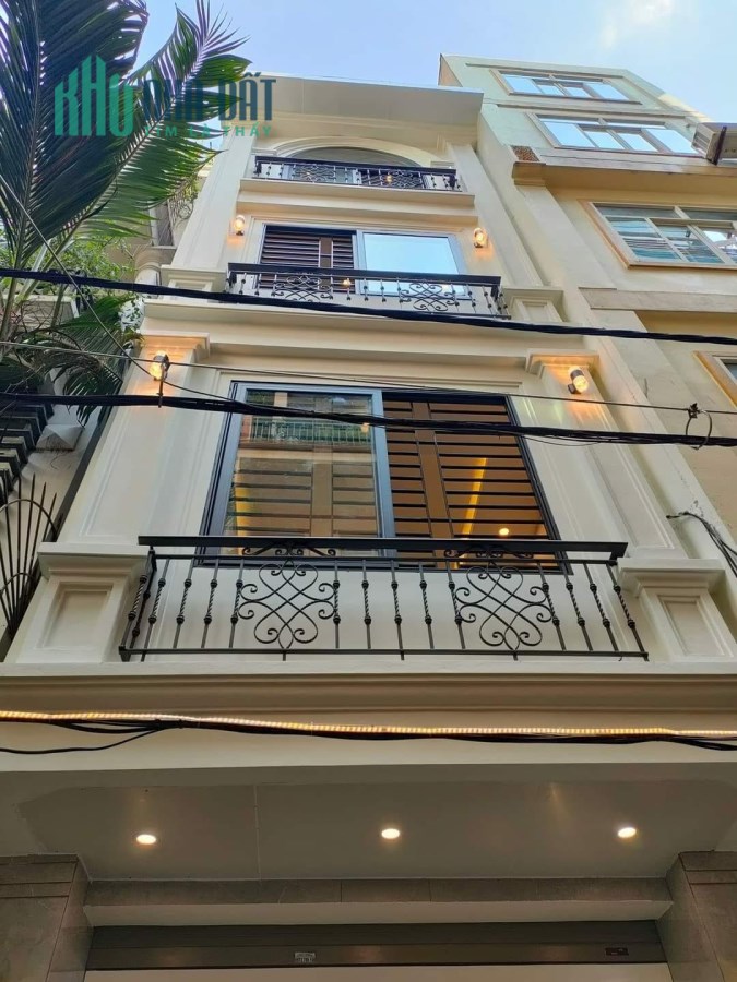 58M2X4T PHÂN LÔ ĐỖ QUANG Ô TÔ TRÁNH 2 MẶT NGÕ Ở VIP
