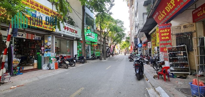 NHÀ PHÂN LÔ MAI DỊCH, Ô TÔ CHẠY XUNG QUANH – GARA, KINH DOANH ĐỈNH – 6T, 7.2 TỶ