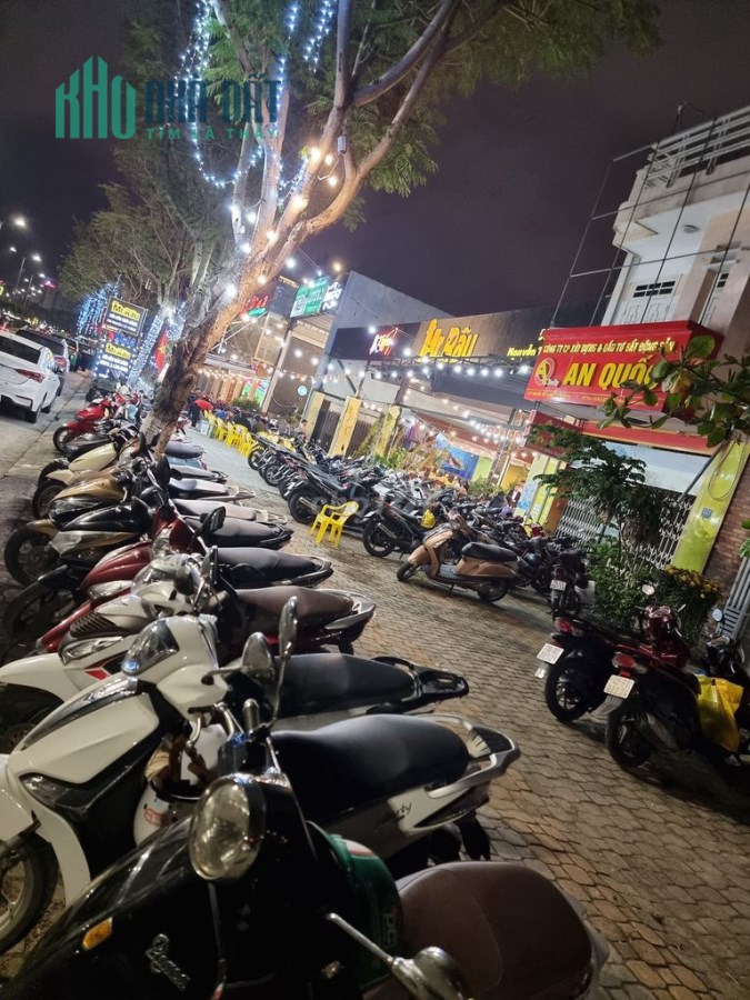 Sang Nhà Hàng Mặt Tiền – Số 535, Nguyễn Tất Thành, Phường Xuân Hà, Quận Thanh Khê, Đà Nẵng