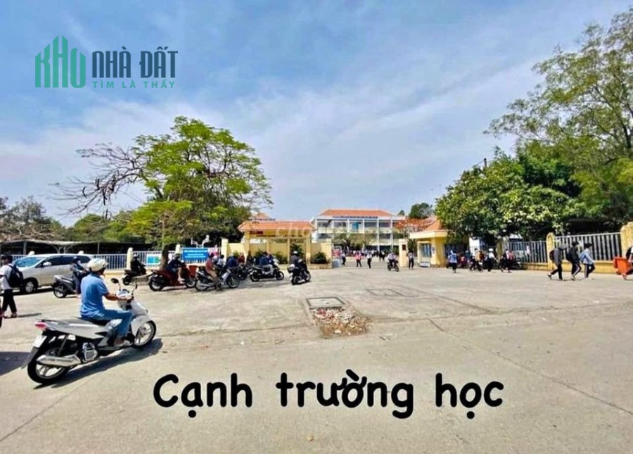 KẸT TIỀN CẦN BÁN GẤP 1.294M2 ĐẤT THỔ CƯ SÁT KCN, DÂN CƯ ĐÔNG, SHR, 390 TRIỆU