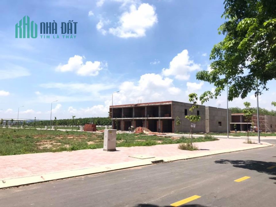 KẸT TIỀN CẦN BÁN GẤP 1.294M2 ĐẤT THỔ CƯ SÁT KCN, DÂN CƯ ĐÔNG, SHR, 390 TRIỆU
