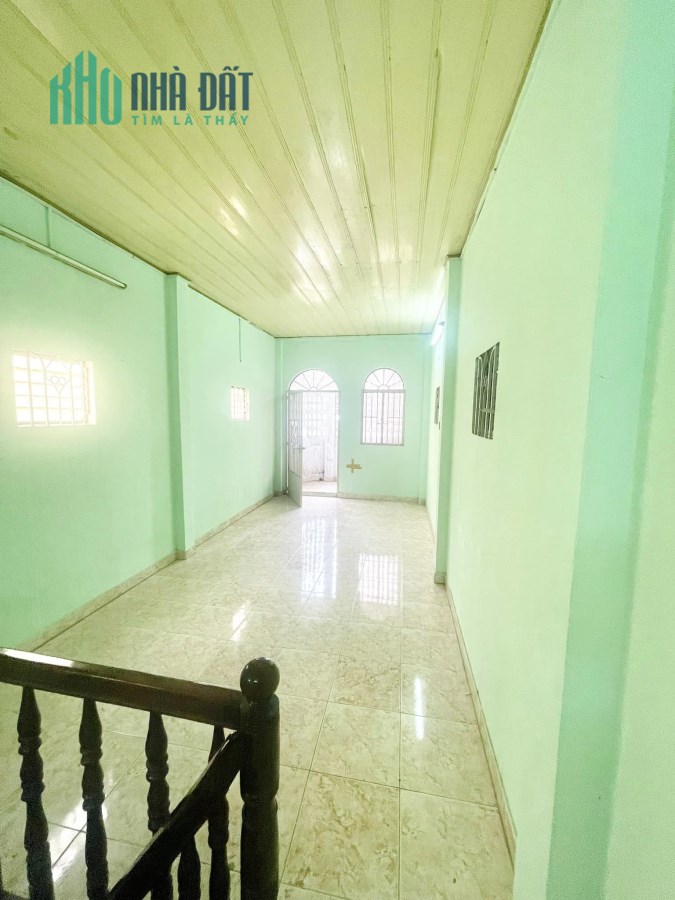 CHO THUÊ nhà nguyên căn 3 tầng HXH Thành Thái, Quận 10, trung tâm - Giá thuê hấp dẫn: chỉ 8.5