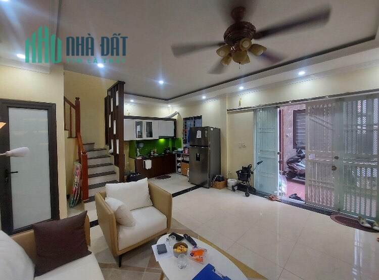 BÁN GẤP NHÀ PHỐ THANH AM - THƯỢNG THANH - LONG BIÊN 2.65 TỶ
