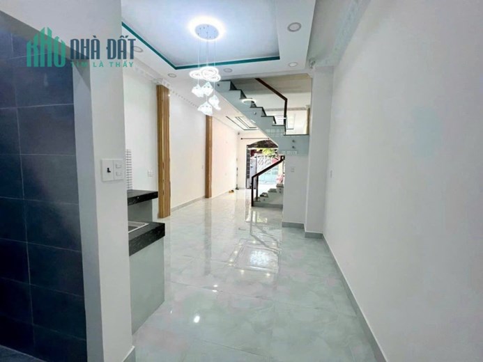 Bán nhà HẺM XE HƠI 8M THÔNG P.Tân Quý, Quận Tân Phú, 72m2(4x18), 2 TẦNG BTCT