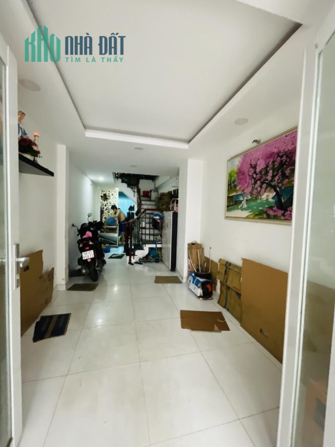 Bán Nhà Quận 4 - hẻm 3 Gác 1 xẹc - 75m2, 5 Tầng, Thu Nhập gần 40triệu.tháng
