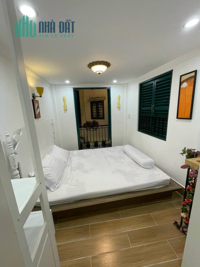 NHÀ NGUYỄN KIỆM - HIẾM - RẺ - ĐẸP LUNG LINH 3 TẦNG BTCT GIÁ CHỈ 2 TỶ
