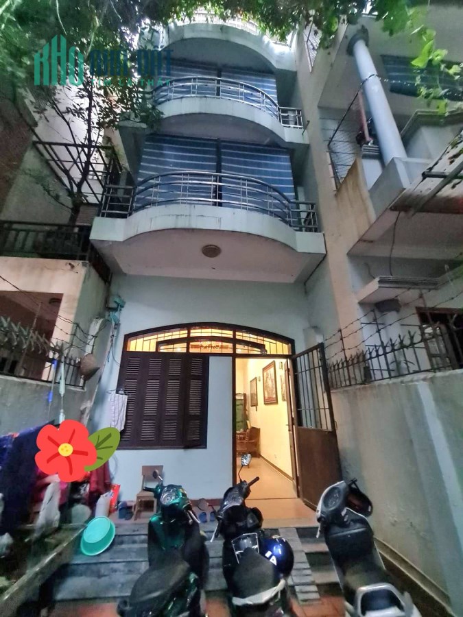👉 Cần bán nhà #Phùng Chí Kiên - Hoàng Quốc Việt, 72m2 giá chỉ 7,9 tỷ