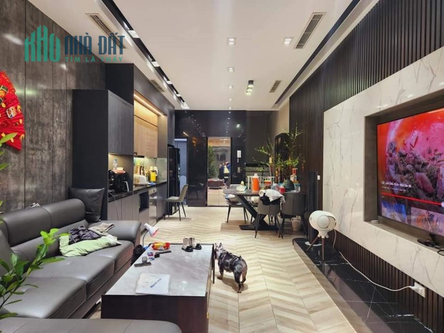 51M2 XÂY DỰNG 5 TẦNG, NHÀ DÂN XÂY KHUNG CỘT CHẮC CHẮN 8 PHÒNG TIỆN ÍCH XUNG QUANH NGẬP TRÀN