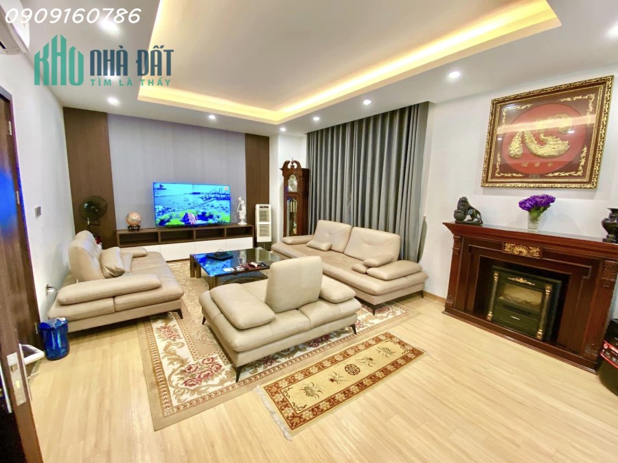 Bánh nhà mới, đẹp, nội thất  phân lô Trần Quốc Hoàn, thực tế 60m2, 5 tầng, ô tô, nhỉnh 12 tỷ