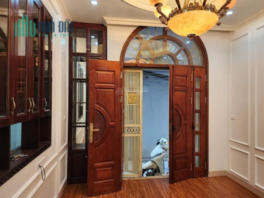 Cực Hiếm! Phố Trần Phú, Hà Đông - 55m2x5Tx7m - Thang máy, ô tô cách nhà 10m, chỉ 7 tỷ 200