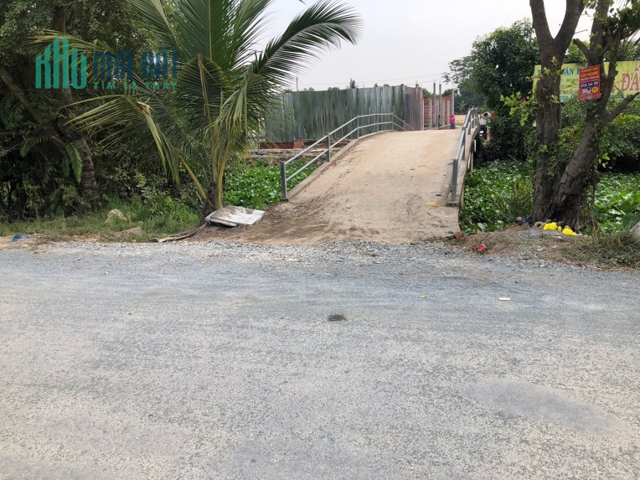 CẦN BÁN NHANH ĐẤT NGHỈ DƯỠNG TUYỆT ĐẸP - GIÁ TỐT Tại Xã Hựu Thạnh, Đức Hòa, Long An