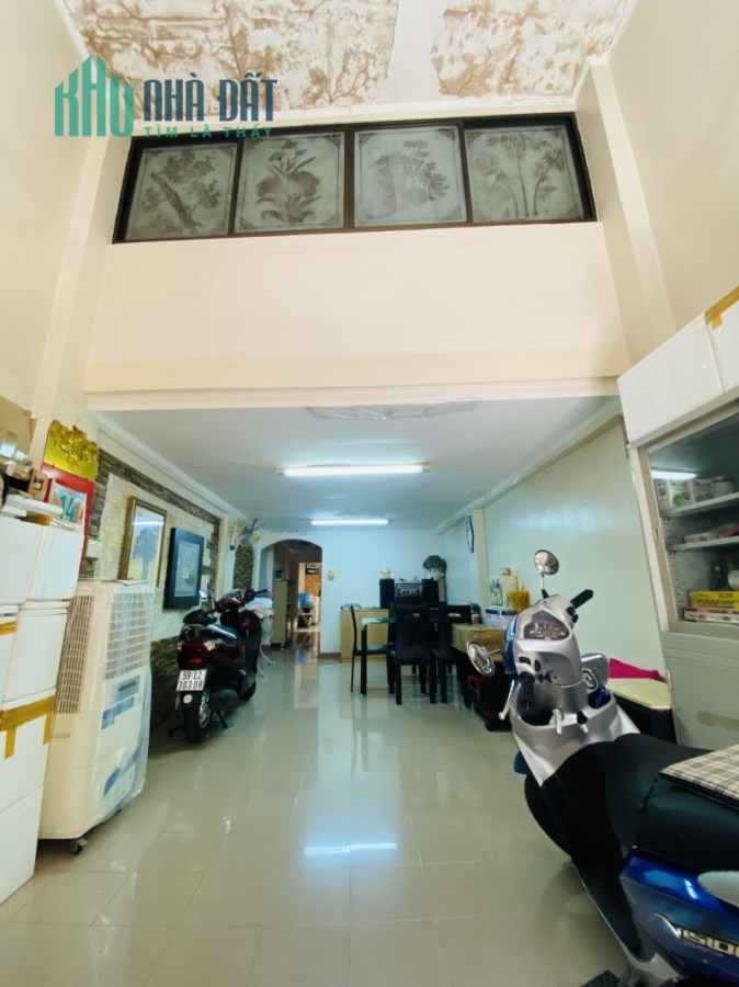 Bán Nhà Nguyễn Trãi - Trần Hưng Đạo, Quận 5, 80m2 (4x20), Sát Mặt Tiền 2 căn, giá rẻ