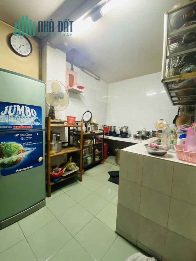 Bán Nhà Nguyễn Trãi - Trần Hưng Đạo, Quận 5, 80m2 (4x20), Sát Mặt Tiền 2 căn, giá rẻ