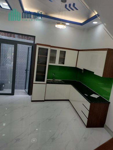 Chính chủ cần bán nhà 1 trệt 2 lầu Mặt tiền đuờng 1028 Tân Kỳ Tân Quý- Bình Tân