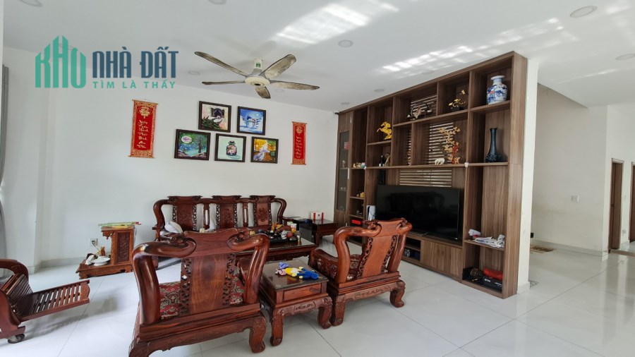 Bán Biệt Thự Đặng Thùy Trâm Phường 13 Quận Bình Thạnh, khu VIP toàn Biệt thự, Đ.12m, giảm mạnh 26