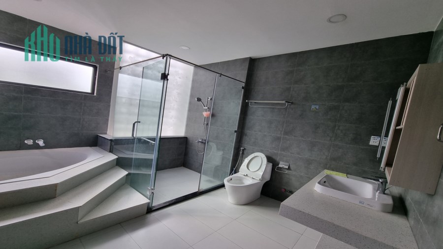 Bán Biệt Thự Đặng Thùy Trâm Phường 13 Quận Bình Thạnh, khu VIP toàn Biệt thự, Đ.12m, giảm mạnh 26