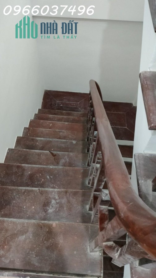 SỞ HỮU NHÀ ĐẸP NHƯ MƠ PHỐ HÀO NAM 34M2 5 TẦNG, NGÕ 3 GÁC QUAY 360*, CHỈ VỚI NHỈNH 5 TỶ LH 0966037496