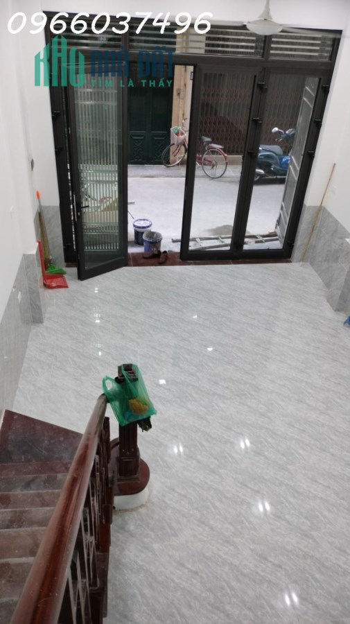 SỞ HỮU NHÀ ĐẸP NHƯ MƠ PHỐ HÀO NAM 34M2 5 TẦNG, NGÕ 3 GÁC QUAY 360*, CHỈ VỚI NHỈNH 5 TỶ LH 0966037496