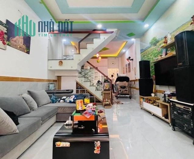 Nhà bán Tân Bình : Gần Hoàng Văn Thụ - Hẻm oto 8m - 65m2 - 3x Tỷ