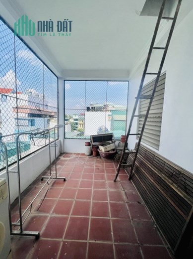 BÁN NHÀ PHỐ HÀO NAM ĐỐNG ĐA 45M2 x 4T MẶT TIỀN CỰC THOÁNG, NGÕ THẲNG TẮP, 5.6 TỶ LH 0966037496