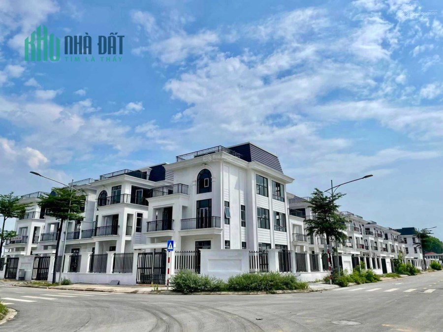 Còn sót lô biệt thự gần công viên và đường vành đai 4 mà giá chỉ 9,37 tỷ càn bán nhanh