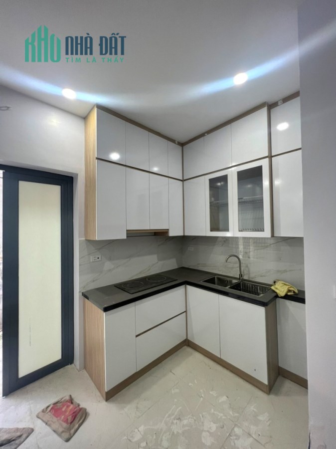 BÁN NHÀ SIÊU HIẾM HÀO NAM - NGÕ BA GÁC CHẠY VÙ VÙ - GIÁ SIÊU NGON - PHẢI THẬT NHANH, NHỈNH 3 TỶ LH