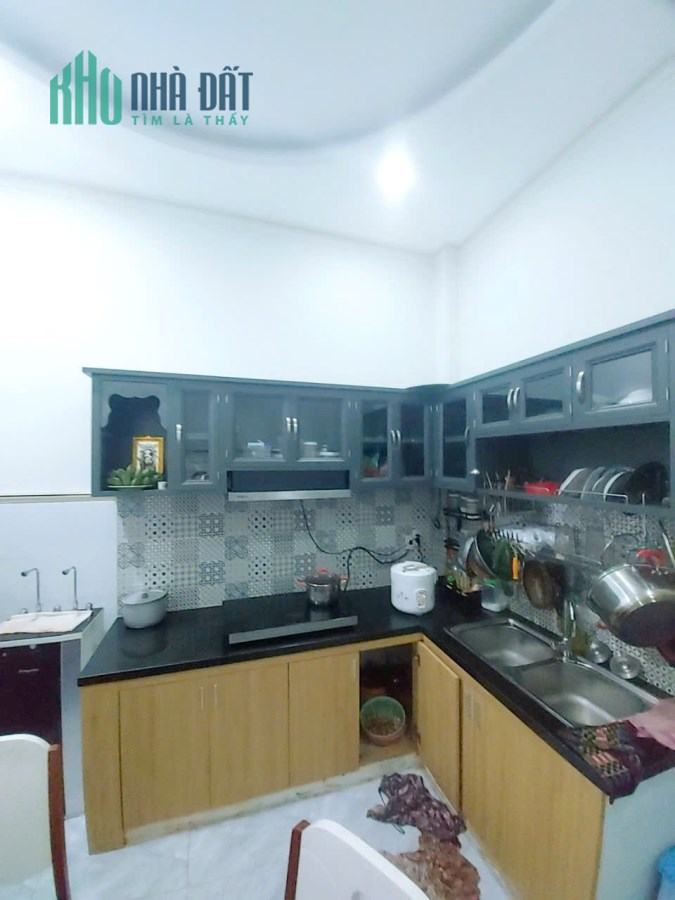 Nhà bán 3 Tầng hẻm ô tô Tám Danh P4Q8 - Giá : 5 Tỷ 880