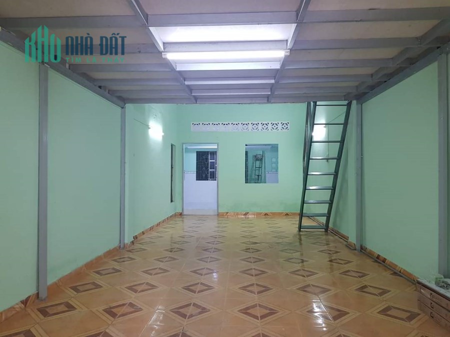 NHÀ GẦN TRƯỜNG NGUYỄN DU TRUNG TÂM MUA BÁN SẦM UẤT GÒ VẤP