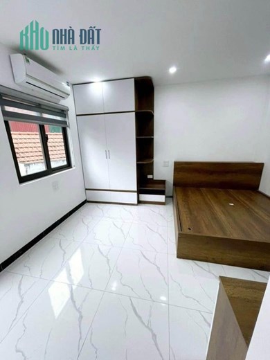 Bán CCMN Triều Khúc, Thanh Trì, 95m2x8T thang máy, MT9m, 30PKK, giá 14 tỷ