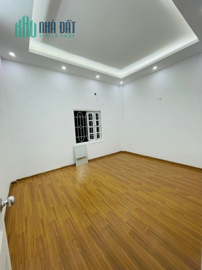 Hào Nam Đống Đa Phân lô gara ô tô KD 57mx4T, mt 4m giá 11.2 tỷ