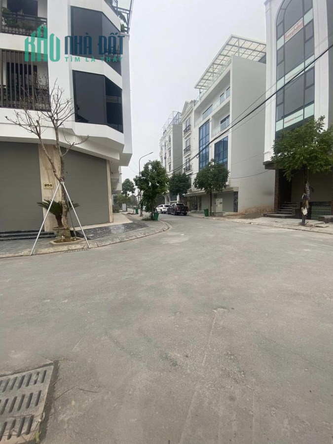 Bán siêu phẩm Kiến Hưng, Hà Đông, lô góc 7 tầng thang máy kinh doanh, 80m2, 14 tỷ