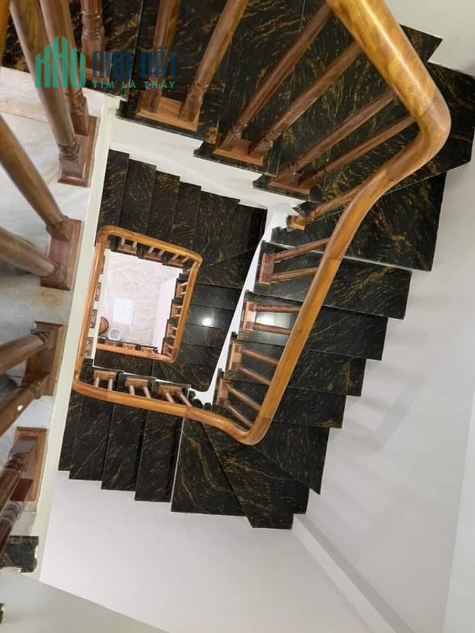 HOT!!! Bán nhà ngõ 193 Phú Diễn 35m2 – Ô Tô Vào – Giá chỉ từ 3.75 tỷ