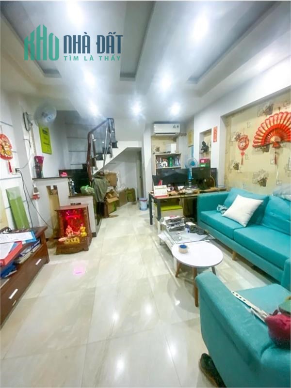 Nhà Lý Thường Kiệt,Q Tân Bình, Hẻm 8m Xe hơi tới nhà 1 Trệt 1 Lửng, 2 lầu cà tầng tum.