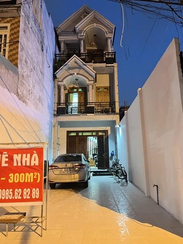 Chính chủ cho thuê nhà mặt tiền Ngô Thì Nhậm, Dĩ An, Bình Dương.
