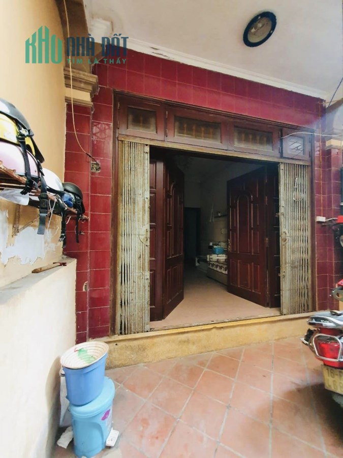 BÁN GẤP!!! Siêu rẻ trung tâm Cầu Giấy, 48m2 4T, Chỉ Nhỉnh 5 Tỷ