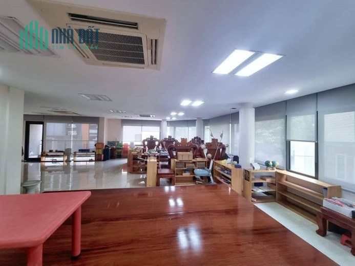 ĐI ĐÂU NỮA!!! Kinh doanh ra tiền Nguyễn Khả Trạc, 97m2  Chỉ 30 Tỷ mà 9 Tầng mây