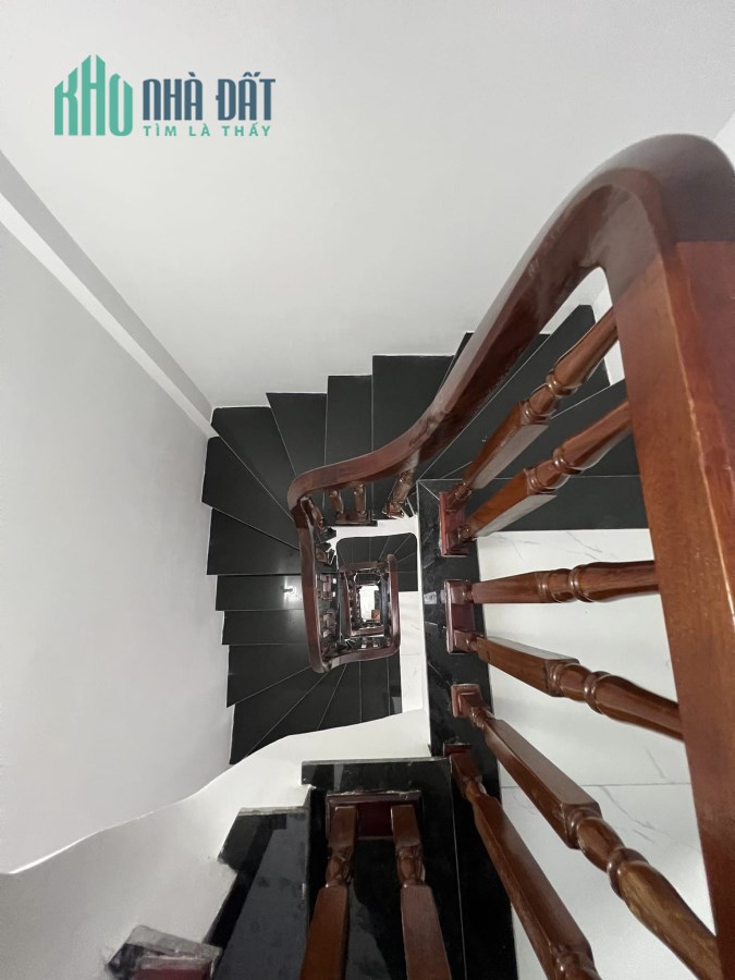 NHÀ ĐẸP Ở LUÔN HỒ TÙNG MẬU 33M2 X 5T, MT 4.2M GẦN PHỐ - NHÀ MỚI Ở LUÔN 4.55 TỶ