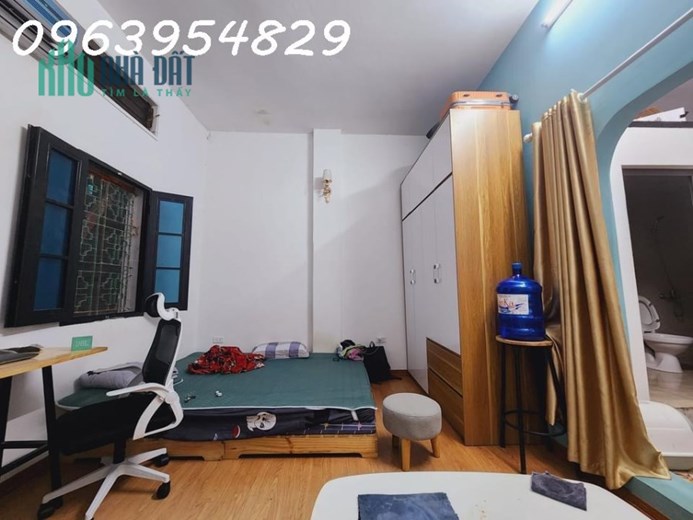 NHÀ ĐẸP LONG LANH PHỐ THÁI THỊNH, CÁCH Ô TÔ 15M, SÂN RỘNG THOÁNG