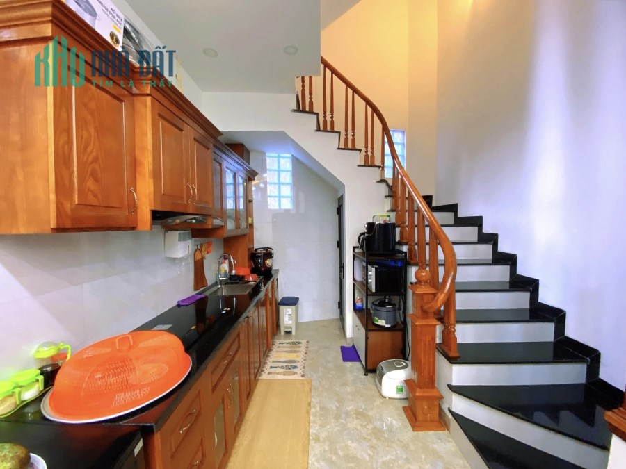 GIẢM SÁT CHÀO!! Siêu phẩm Mỹ Đình, 32m2  5Tầng, Nhỉnh 4 Tỷ