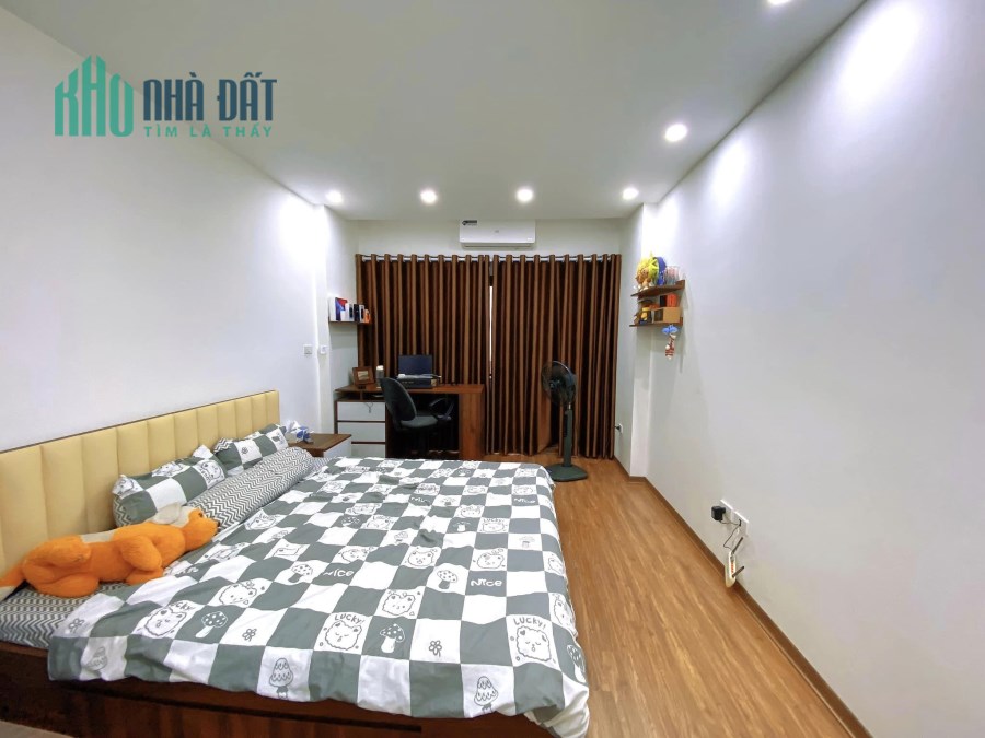 GIẢM SÁT CHÀO!! Siêu phẩm Mỹ Đình, 32m2  5Tầng, Nhỉnh 4 Tỷ