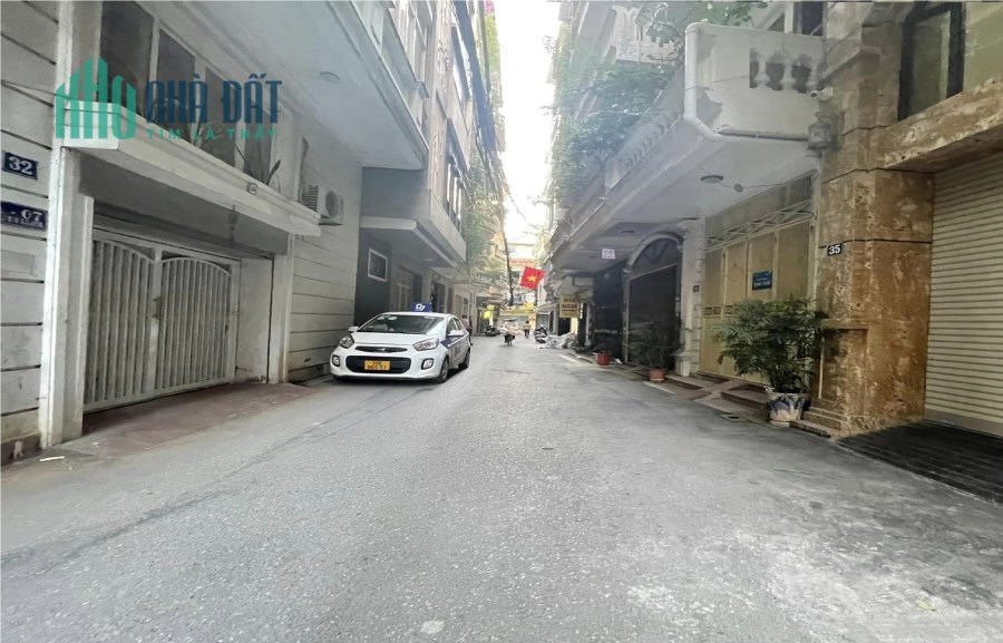 BÁN NHÀ #TRẦN_DUY_HƯNG. Cạnh Đường Cái 10m. 50m2 6.2 tỷ 5 Ngủ. Sàn Gỗ. Ban Công Cực Rộng