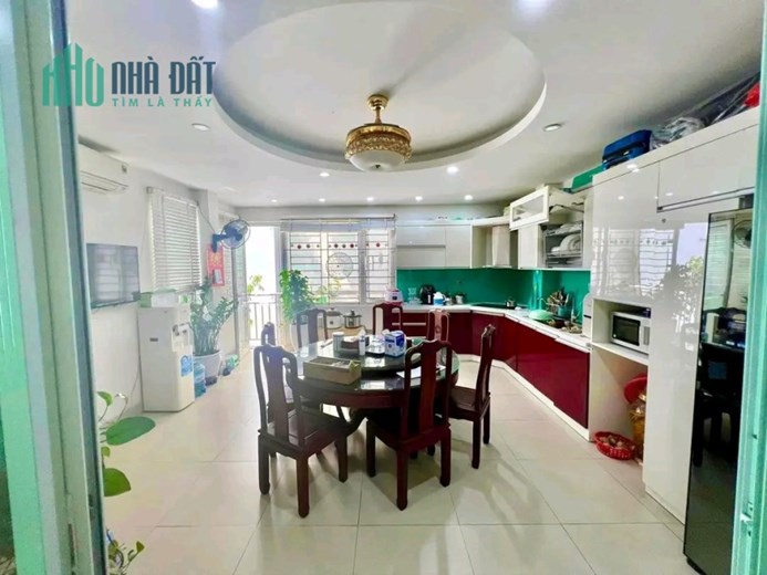 BÁN NHÀ #TRẦN_DUY_HƯNG. Cạnh Đường Cái 10m. 50m2 6.2 tỷ 5 Ngủ. Sàn Gỗ. Ban Công Cực Rộng