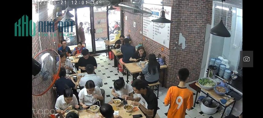 Chính chủ cần sang nhượng mặt bằng Giang Văn Minh , khúc nối Đội Cấn
