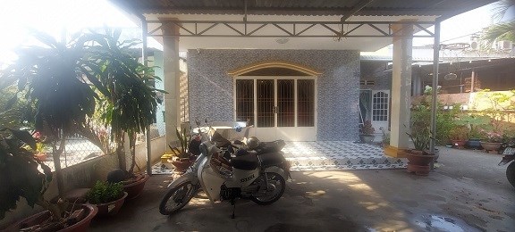 ⭐Bán gấp nhà C4 sân vườn sát đường Phạm Ngũ Lão trung tâm TP. Dĩ An, 8,5tỷ; 0908632747